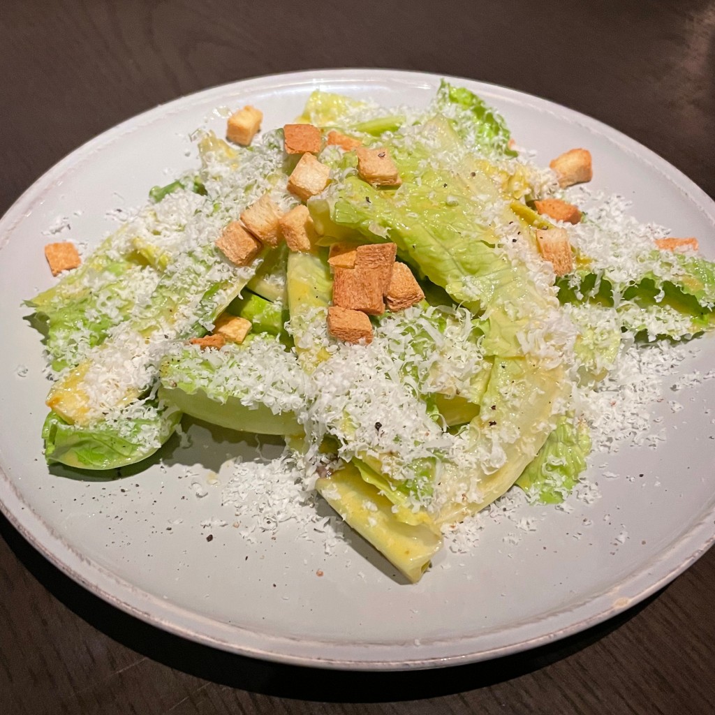 ユーザーが投稿したCaesal Saladの写真 - 実際訪問したユーザーが直接撮影して投稿した千駄ヶ谷アメリカ料理tavern on Sの写真