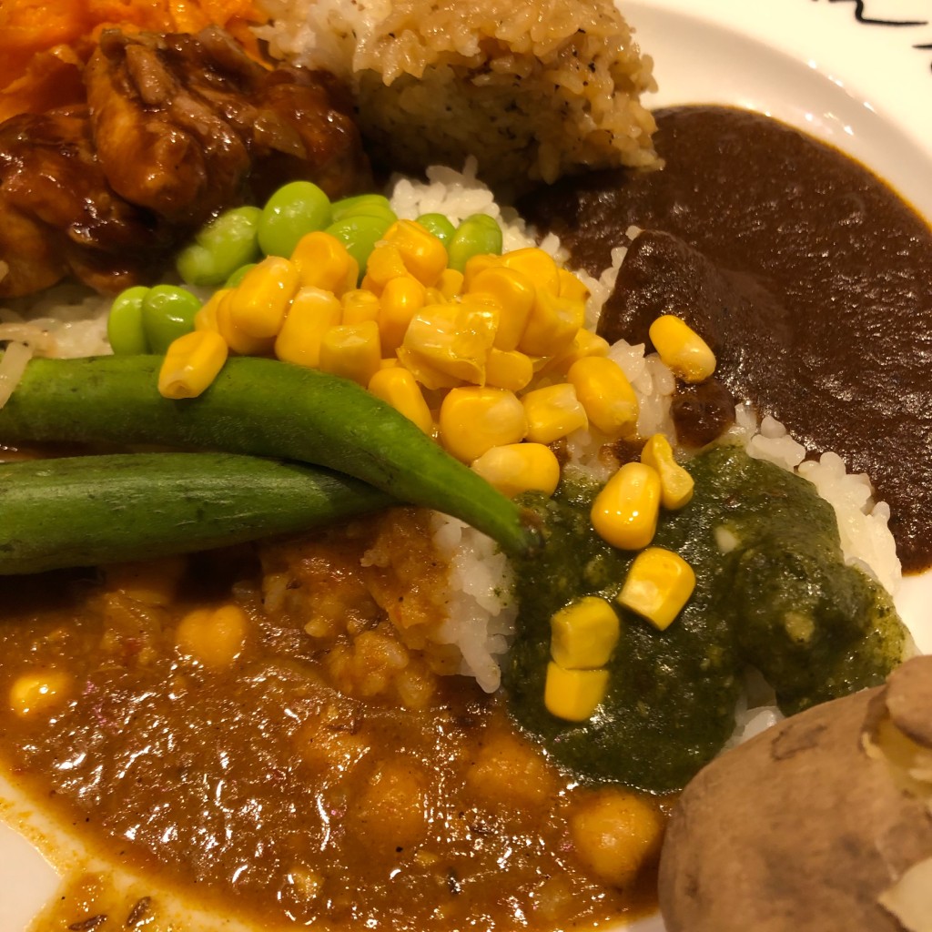 ユーザーが投稿したランチカレーの写真 - 実際訪問したユーザーが直接撮影して投稿した西新宿カレーもうやんカレー 西新宿ダイニング店の写真