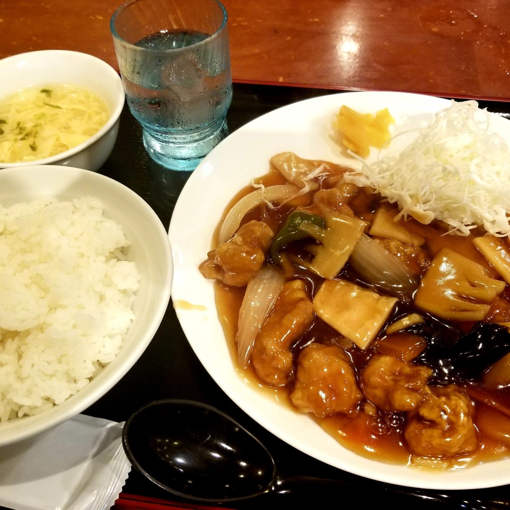 ユーザーが投稿した酢豚・マーボー豆腐・えび天定食の写真 - 実際訪問したユーザーが直接撮影して投稿した枝松中華料理中国料理 龍花の写真