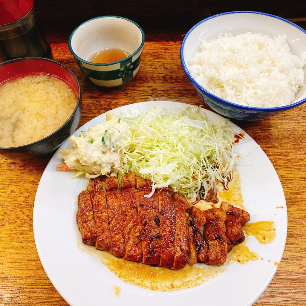 ユーザーが投稿した肉生姜定食の写真 - 実際訪問したユーザーが直接撮影して投稿した恵比寿定食屋こづちの写真