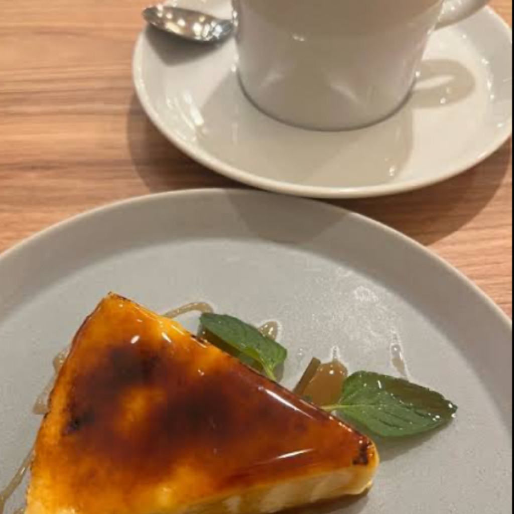 ユーザーが投稿したチーズケーキブリュレの写真 - 実際訪問したユーザーが直接撮影して投稿した発寒八条パスタピエトロ イオンモール札幌発寒店の写真