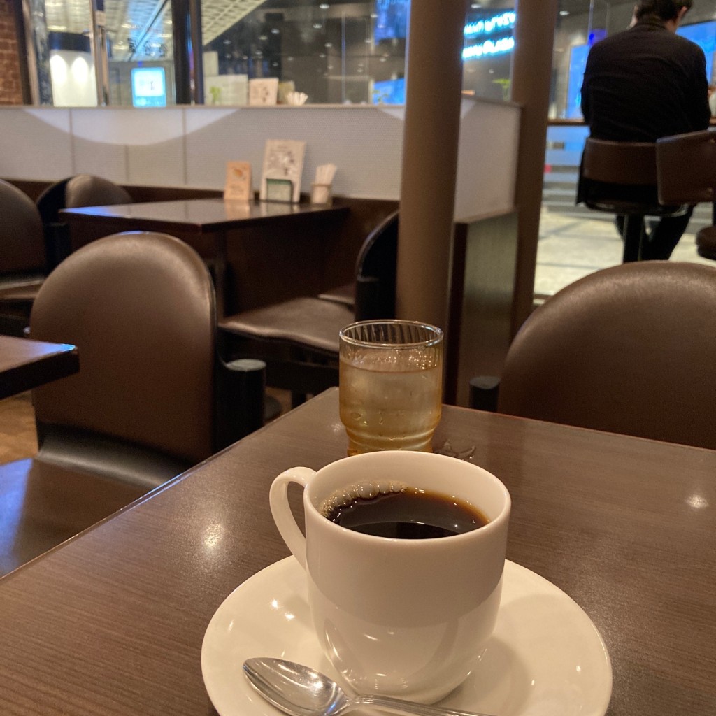 tabebitoさんが投稿した銀座喫茶店のお店待合室2 銀座店/マチアイシツニ ギンザテンの写真