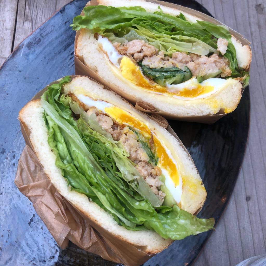 ユーザーが投稿したそぼろチーズの写真 - 実際訪問したユーザーが直接撮影して投稿した北沢サンドイッチサンドイッチ クラブの写真
