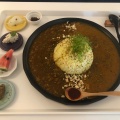 あいがけカレー - 実際訪問したユーザーが直接撮影して投稿した北別府ワインバー小皿料理とコップワイン MELIDEの写真のメニュー情報