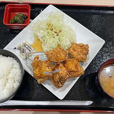 実際訪問したユーザーが直接撮影して投稿した三条町居酒屋からあげ、定食、丼 がブリチキン。 ゆめタウン高松店の写真