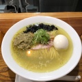 牡蠣塩ラーメン - 実際訪問したユーザーが直接撮影して投稿した中央ラーメン専門店むかんの写真のメニュー情報