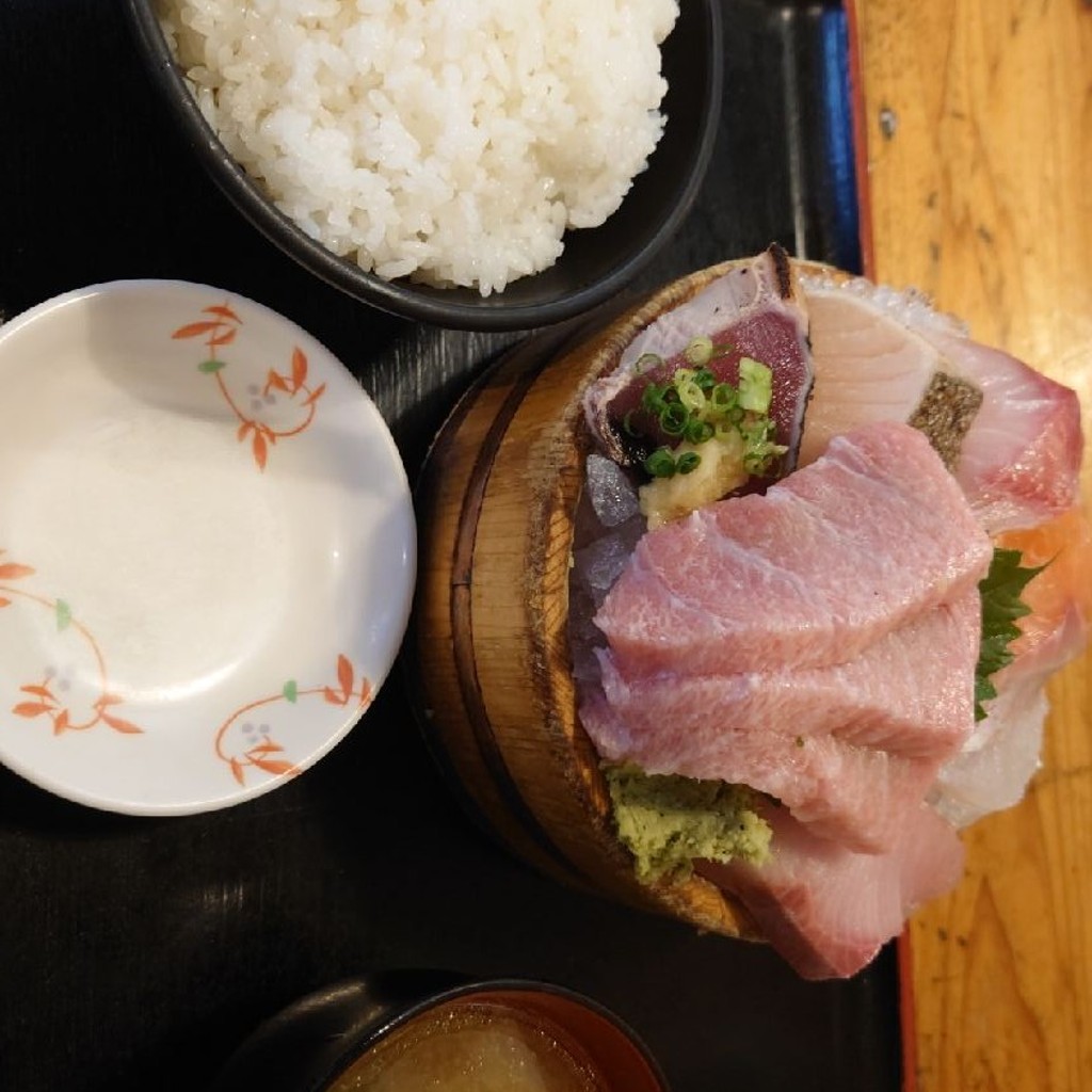 ユーザーが投稿したランチの写真 - 実際訪問したユーザーが直接撮影して投稿した西新宿魚介 / 海鮮料理タカマル鮮魚店 本館の写真