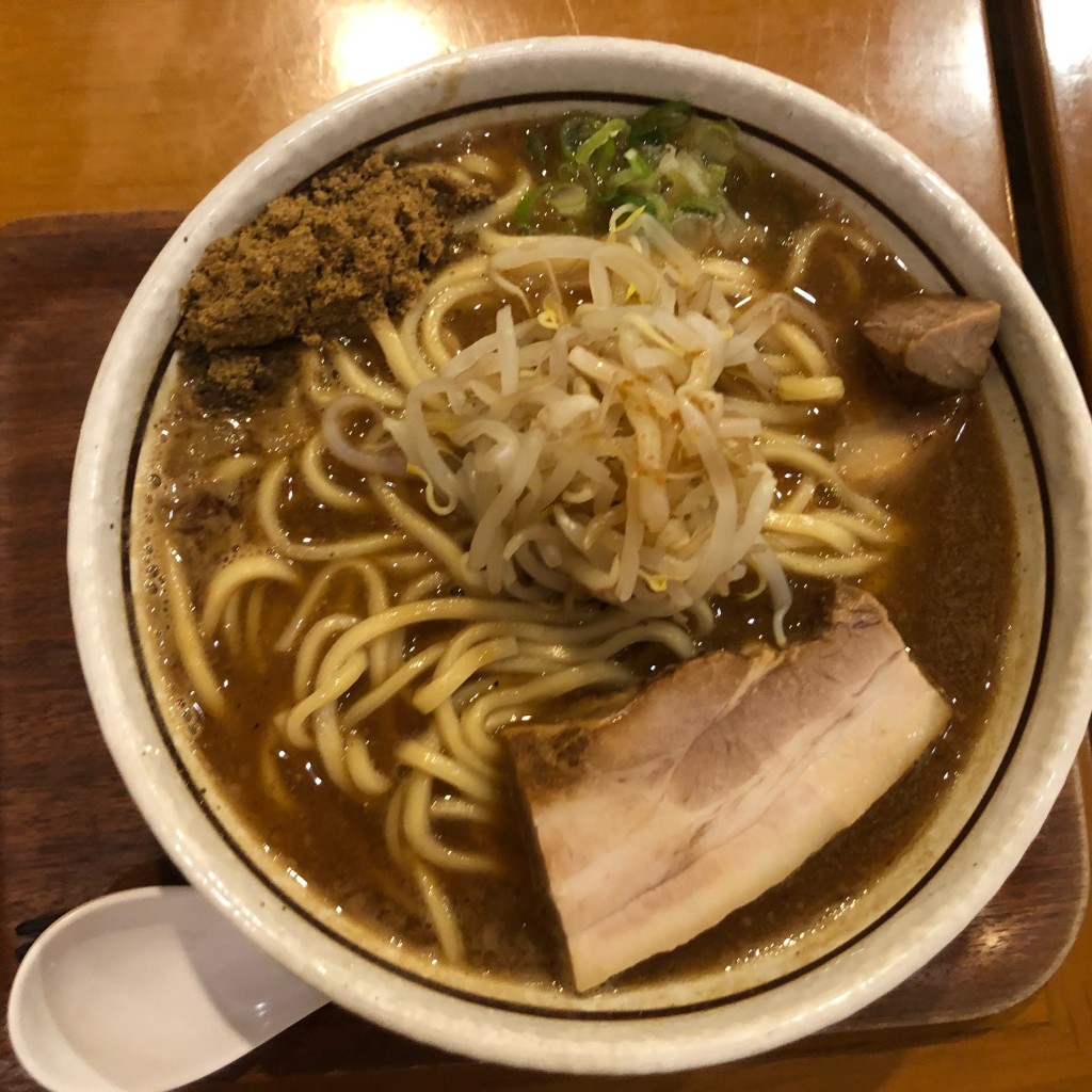 わたしのじんせいさんが投稿した三条ラーメン / つけ麺のお店麺屋三郎/メンヤサブロウの写真