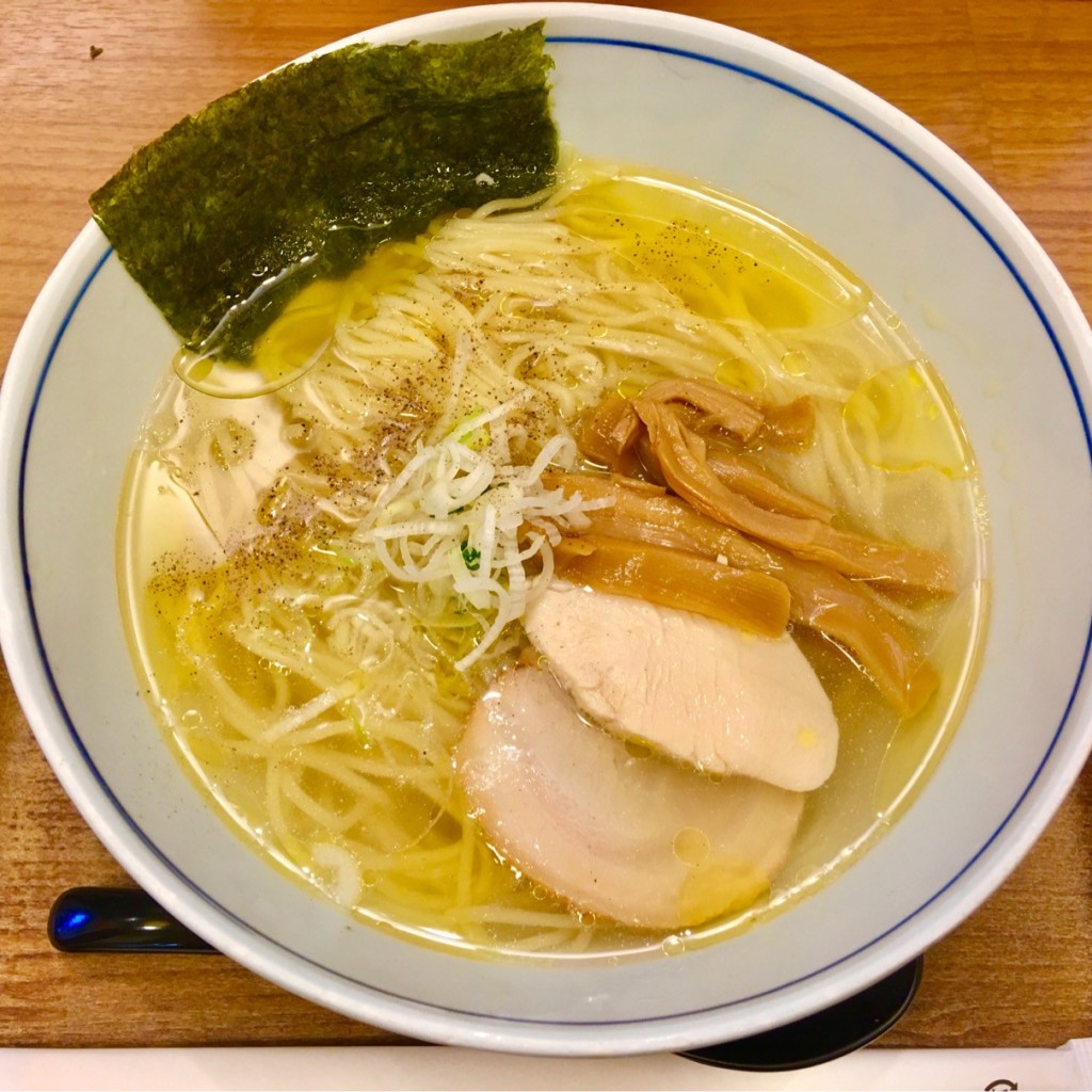 ユーザーが投稿した純鶏 塩ラーメンの写真 - 実際訪問したユーザーが直接撮影して投稿した鷺沼その他飲食店麺処直久 鷺沼店の写真