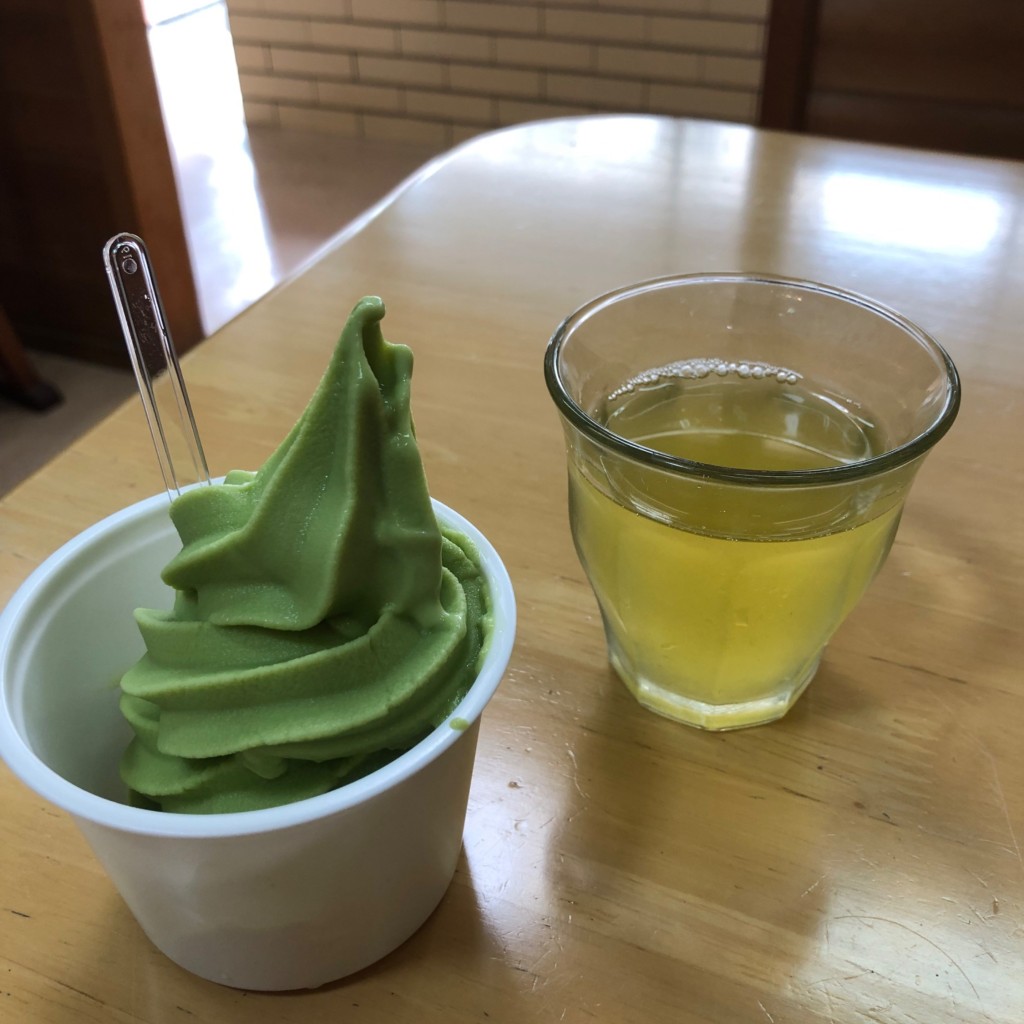ユーザーが投稿した抹茶カップアイス 250円の写真 - 実際訪問したユーザーが直接撮影して投稿した野田屋町カフェ株式会社常照園 岡山店の写真