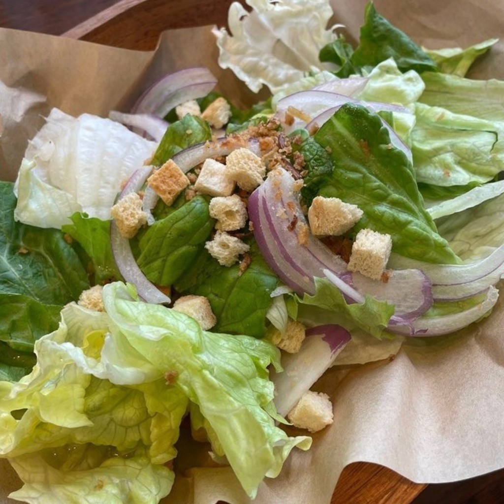 ユーザーが投稿したグリーンサラダの写真 - 実際訪問したユーザーが直接撮影して投稿した若柴ハンバーガーバンクサンドイッチ 柏の葉キャンパス店の写真