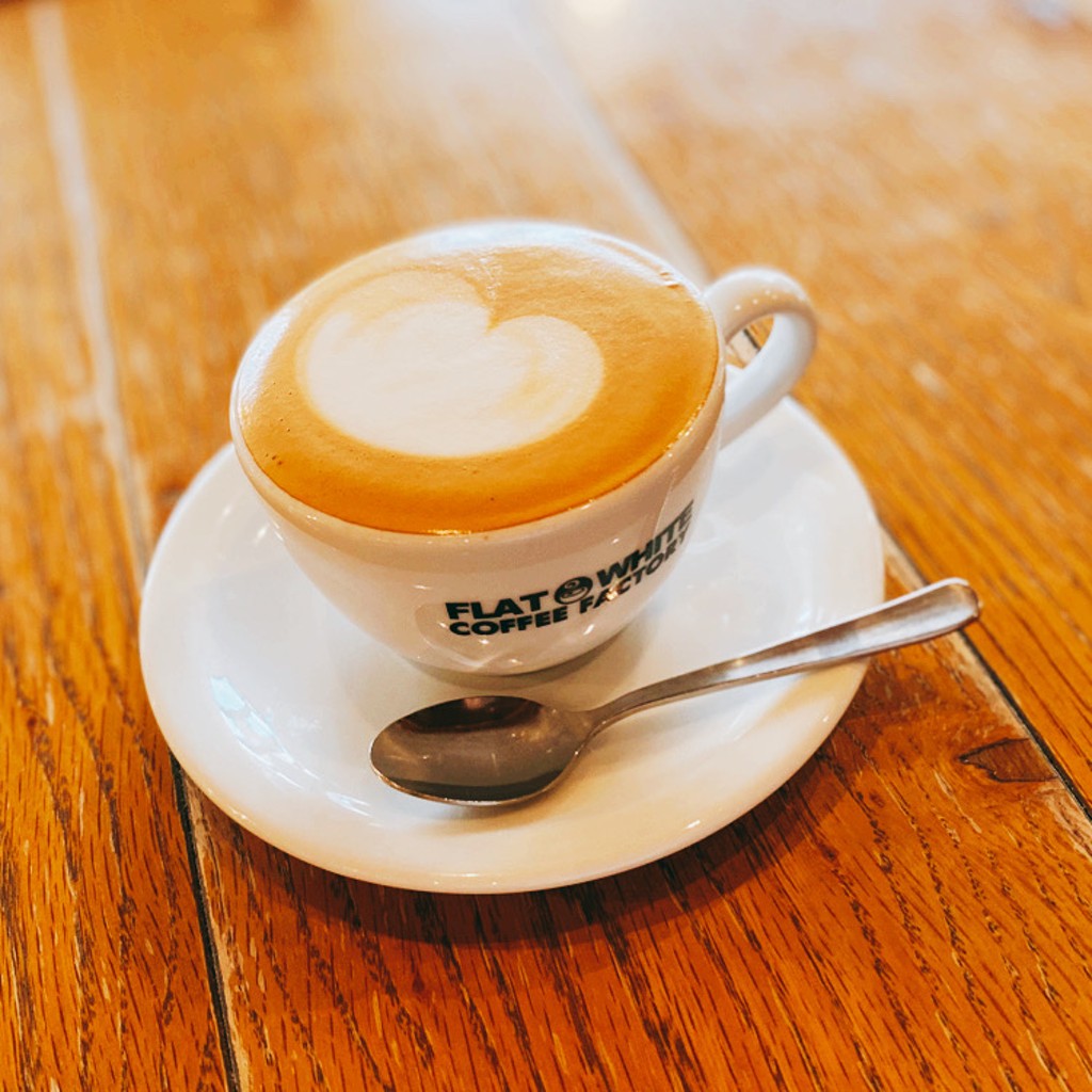 KE_Iさんが投稿した高森カフェのお店FLAT WHITE COFFEE FACTORY 仙台 泉店/フラットホワイトコーヒーファクトリー センダイ イズミテンの写真