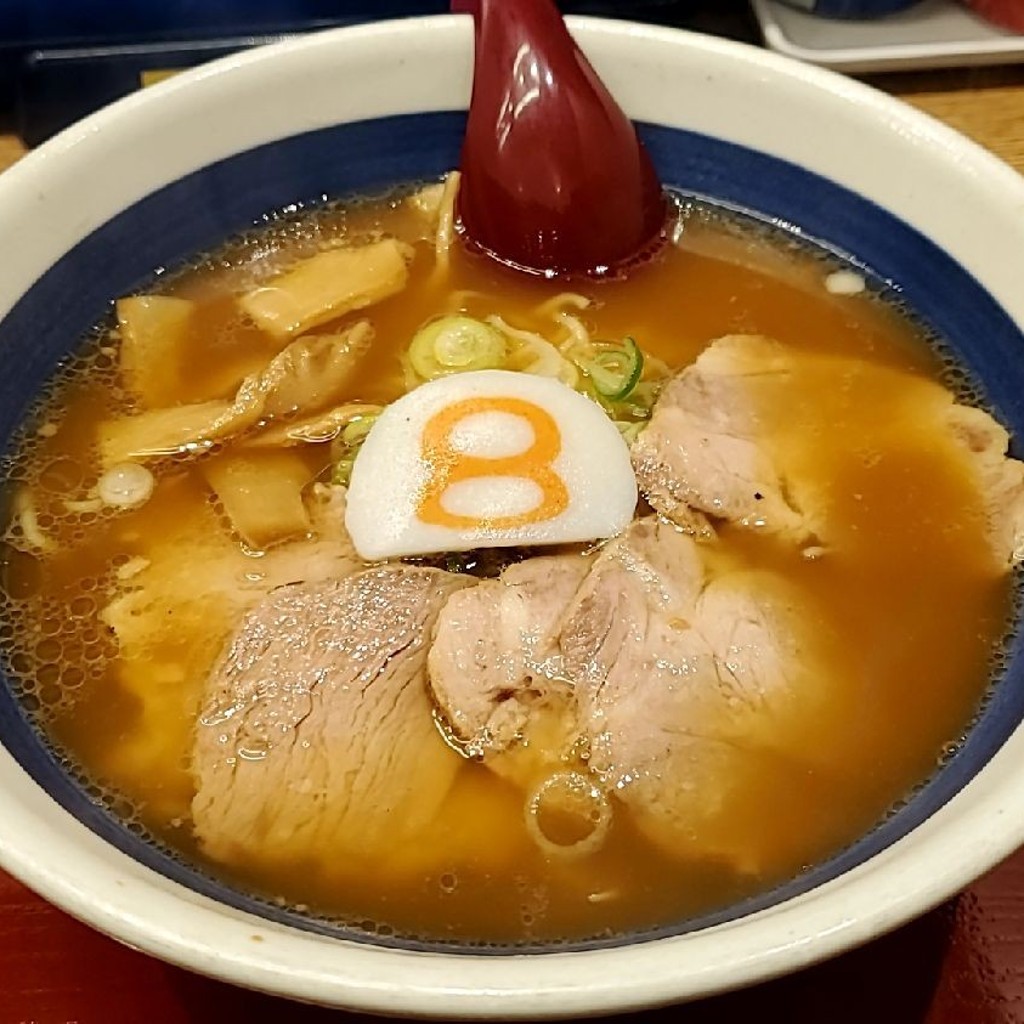 ひで1218さんが投稿した中央ラーメン専門店のお店8番らーめん福井駅店/ハチバンラーメン フクイエキテンの写真