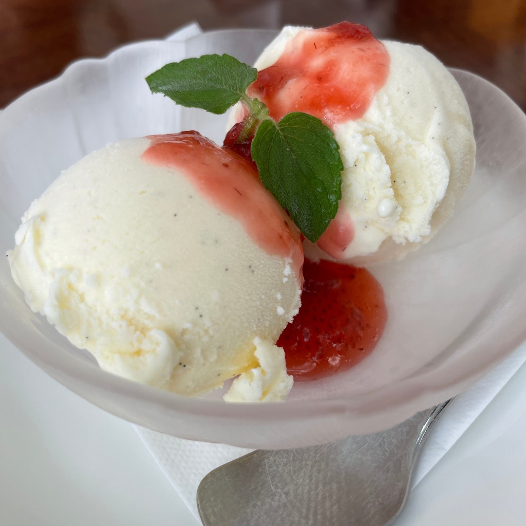 ユーザーが投稿したアイスクリームの写真 - 実際訪問したユーザーが直接撮影して投稿した潮見町創作料理アウラの写真