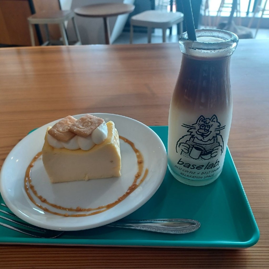 ユーザーが投稿したコーヒーミルクの写真 - 実際訪問したユーザーが直接撮影して投稿した錦カフェbase lab. 名古屋テレビ塔店の写真