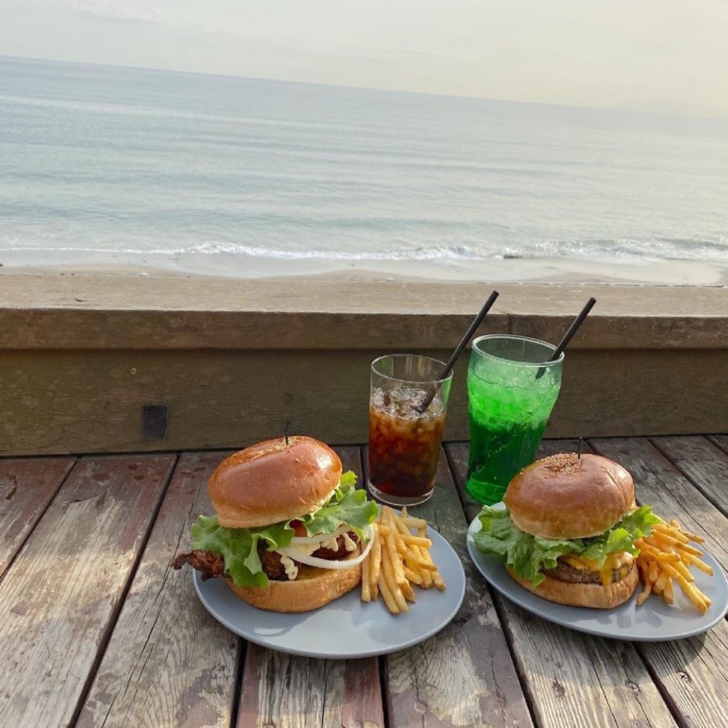 ユーザーが投稿したハンバーガーの写真 - 実際訪問したユーザーが直接撮影して投稿した七里ガ浜ハンバーガーTeddys Bigger Burgers 鎌倉七里ヶ浜店の写真