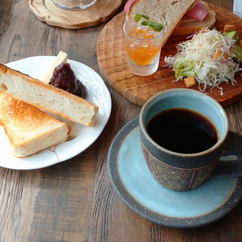 ユーザーが投稿したあんバタートーストの写真 - 実際訪問したユーザーが直接撮影して投稿した曽根田町カフェ伏見珈琲店の写真