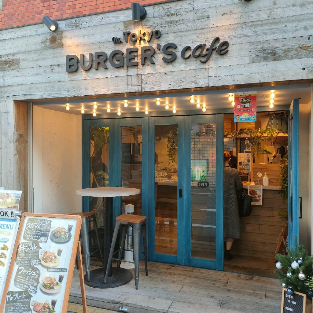 実際訪問したユーザーが直接撮影して投稿した新宿ハンバーガーMr.Tokyo BURGERS cafeの写真