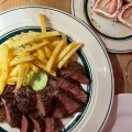 牛ハラミのステーキ - 実際訪問したユーザーが直接撮影して投稿した米屋町西洋料理accent 京都河原町の写真のメニュー情報