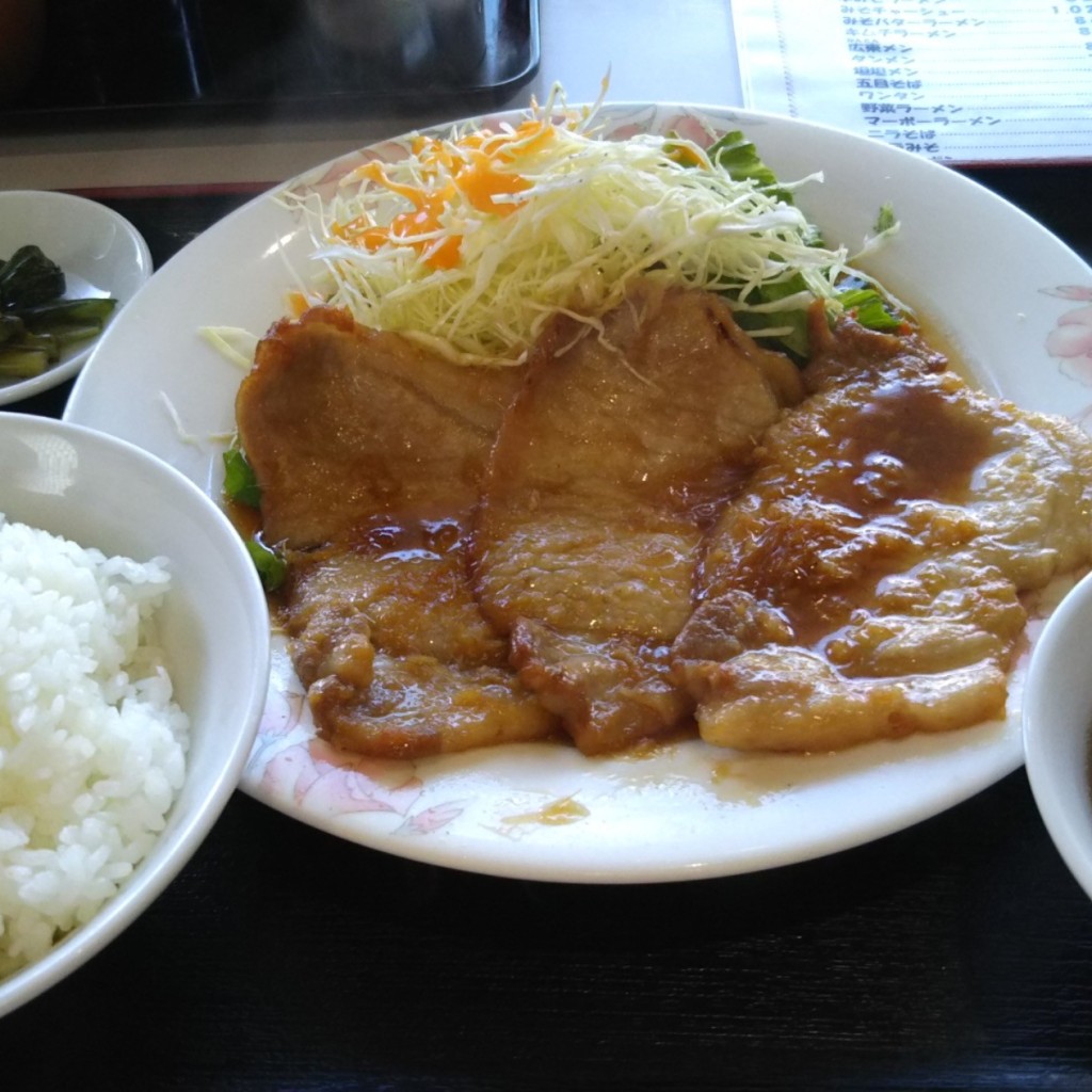 ユーザーが投稿した焼肉定食ロースの写真 - 実際訪問したユーザーが直接撮影して投稿した篠ノ井布施五明ラーメン / つけ麺キッチンみらくるの写真