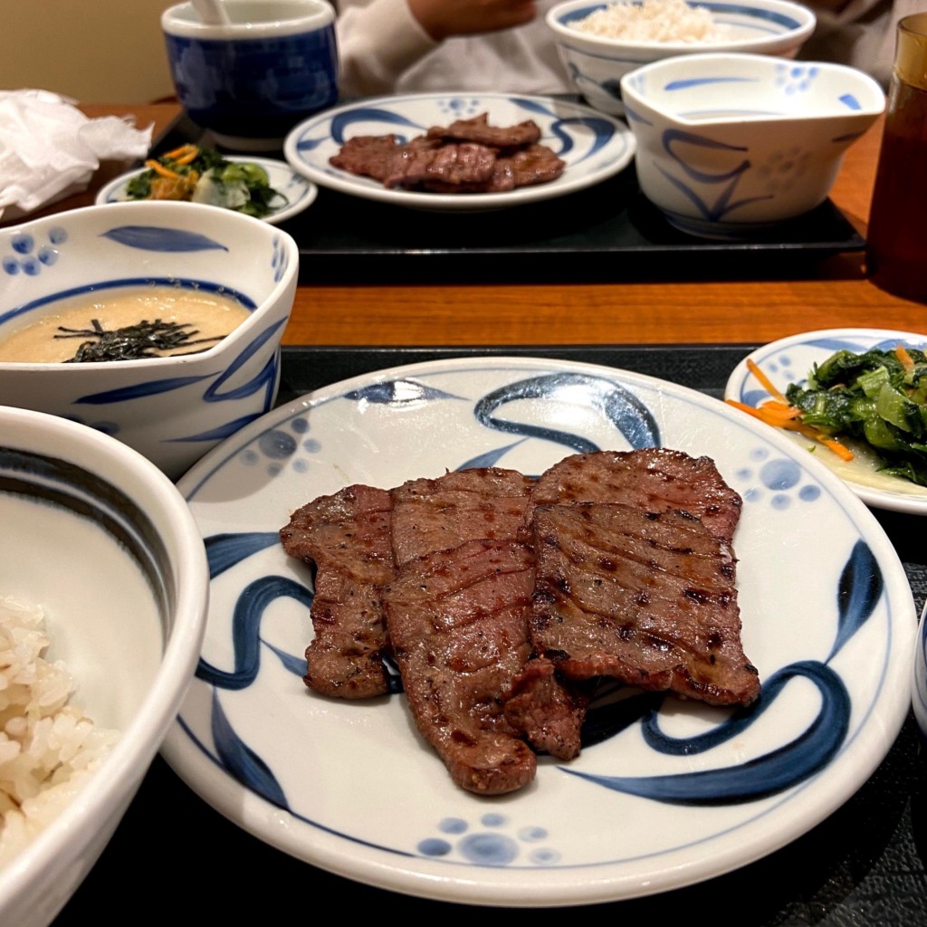 ユーザーが投稿したとろろの定食の写真 - 実際訪問したユーザーが直接撮影して投稿した宇田川町牛タンねぎし 渋谷センター街店の写真