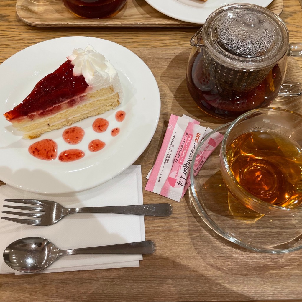 ユーザーが投稿したいちごのケーキの写真 - 実際訪問したユーザーが直接撮影して投稿した中野カフェCafe nota nova 中野店の写真