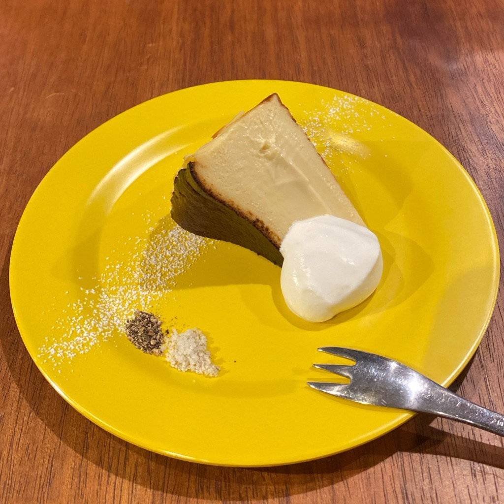 ユーザーが投稿したCheese cake Basqueの写真 - 実際訪問したユーザーが直接撮影して投稿した西新宿カフェAfter All Coffeeの写真